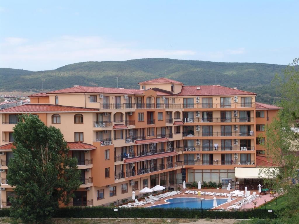 Prostorné studio v moderním SPA komplexu na Slunečném pobřeží – komfort, útulnost a výborná investice u moře