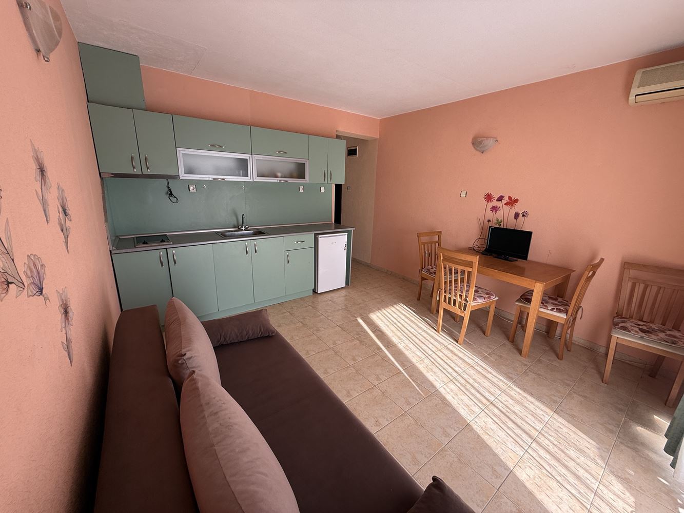 Dvoupokojový apartmán v Svatém Vlasu – pár kroků od moře s možností splátek