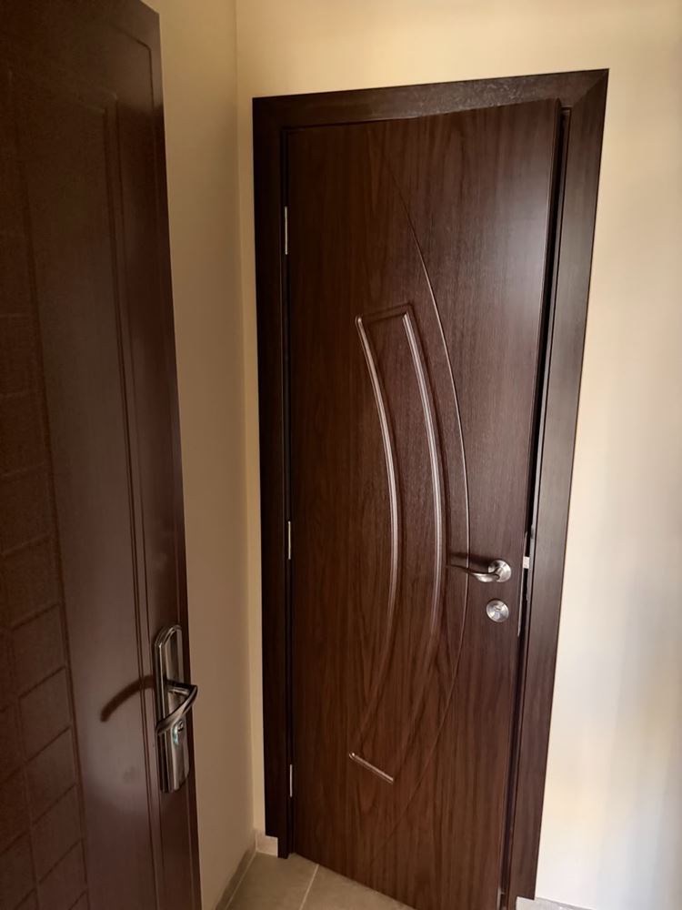 Útulný apartmán s jednou ložnicí v Ravdě v komplexu – připravený k bydlení