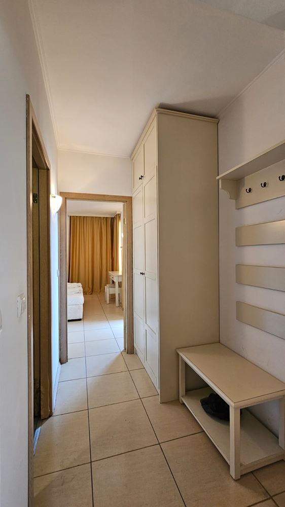 Atraktivní dvoupokojový apartmán s jednou ložnicí v Slunečném pobřeží – bez poplatku za údržbu