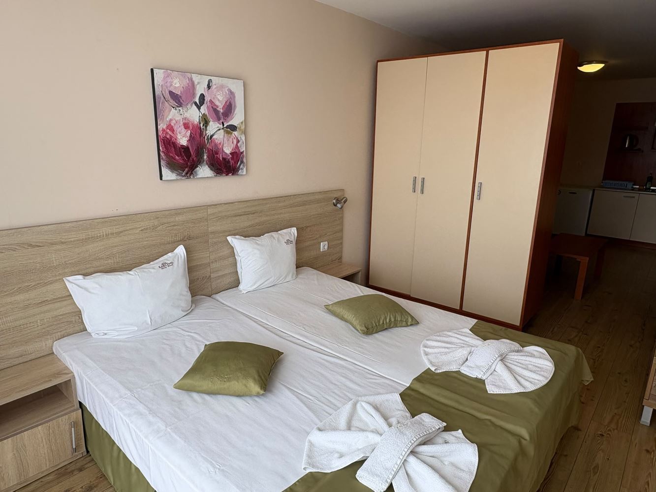 Apartmán s jednou ložnicí 300 m od moře ve Slunečném pobřeží – vynikající investice u moře