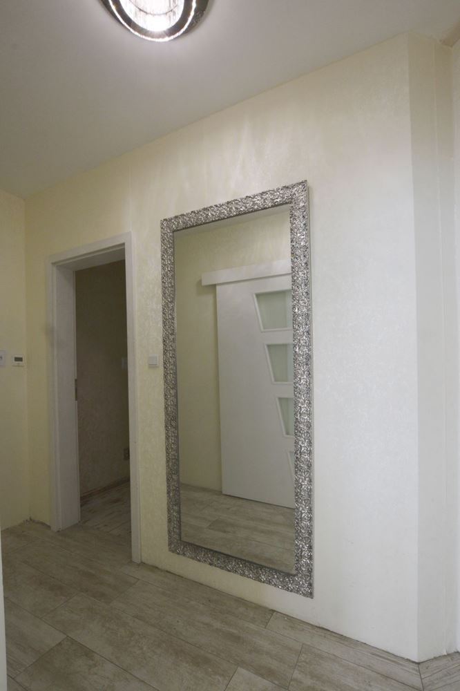 Luxusní třípokojový apartmán s výhledem na moře na první linii v Ravdě – 114 m², dvě terasy a maximální komfort