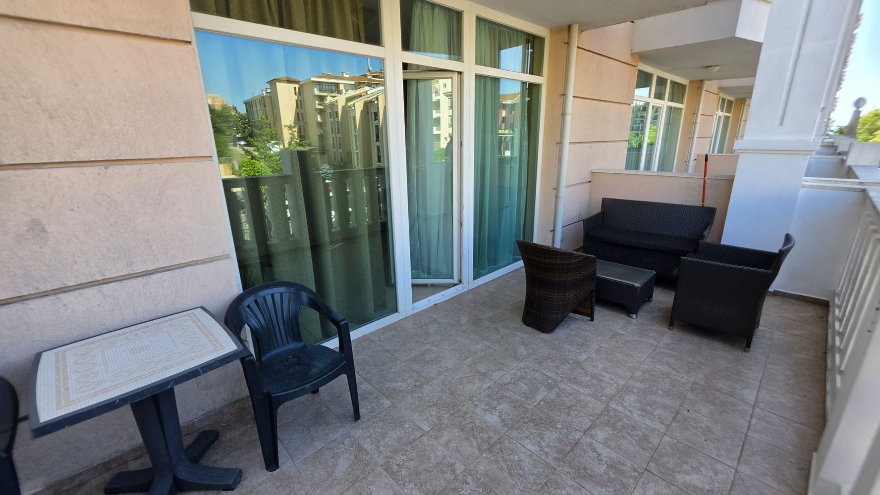 Prostorný apartmán s jednou ložnicí v první linii u moře v Pomorie