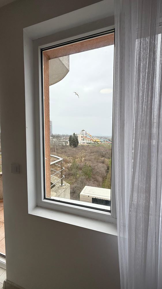 Prostorný a moderní byt s jednou ložnicí se všemi vybaveními v Pomorie