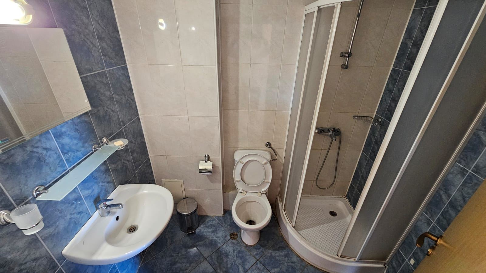 Atraktivní dvoupokojový apartmán s jednou ložnicí v Slunečném pobřeží – bez poplatku za údržbu