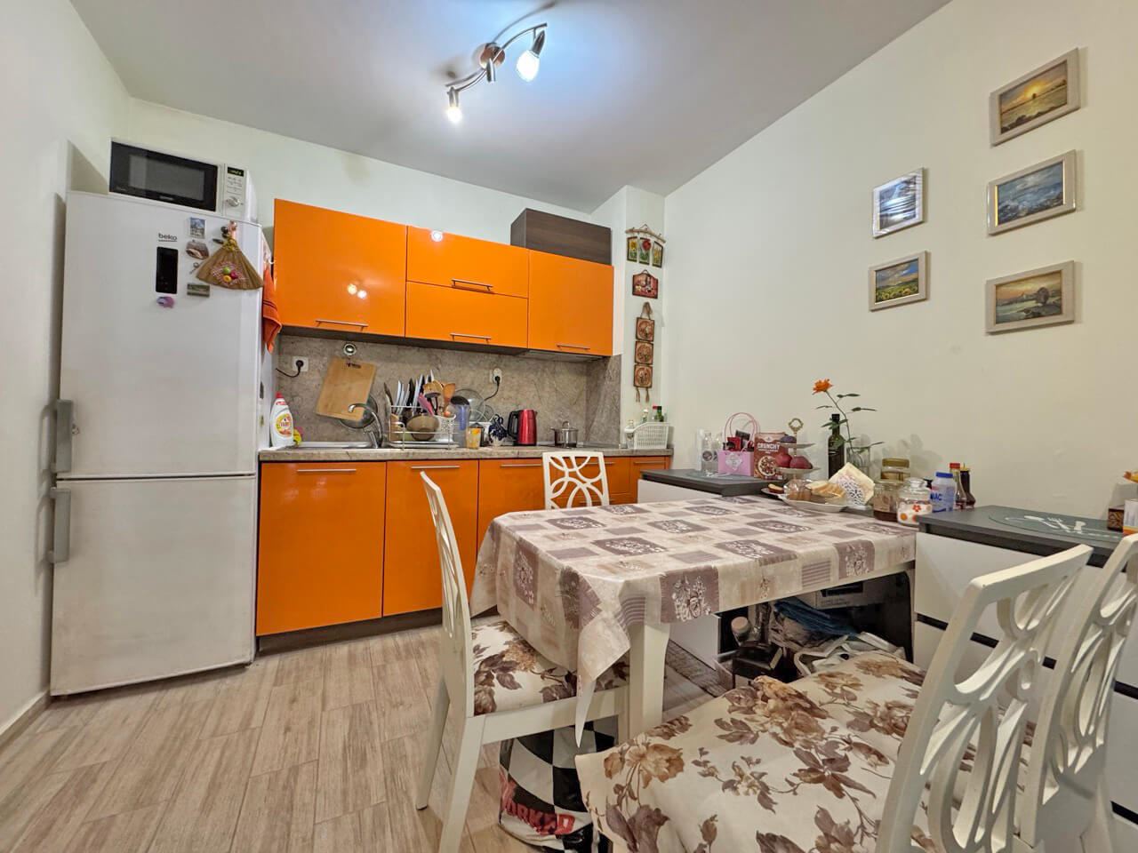 Luxusní apartmán s jednou ložnicí s výhledem do parku v prestižním komplexu ve Slunečném pobřeží