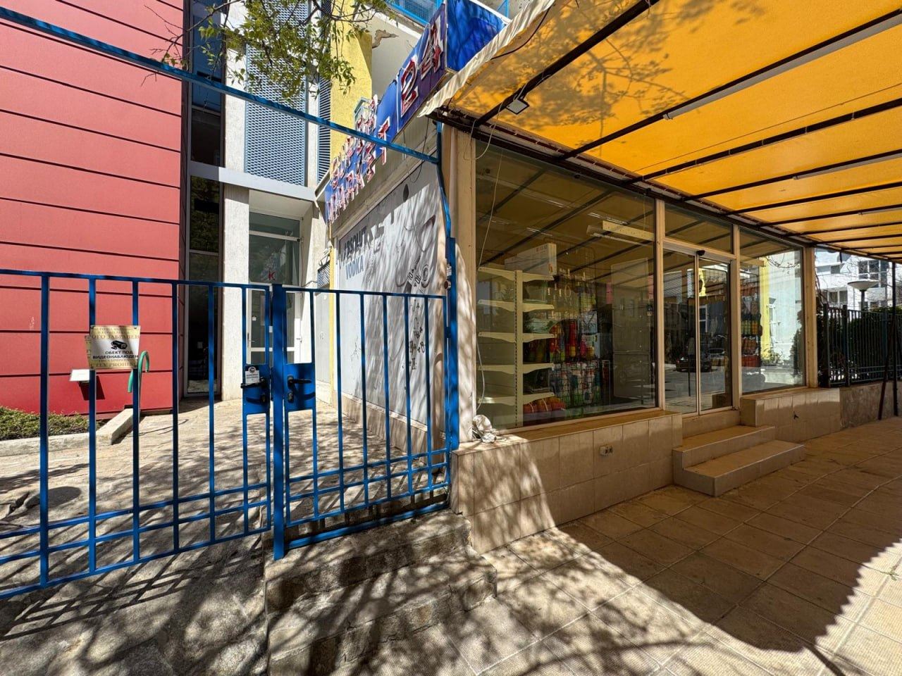 Prostorný byt s jednou ložnicí a dodatečným spacím prostorem ve Slunečném pobřeží – 200 m od pláže