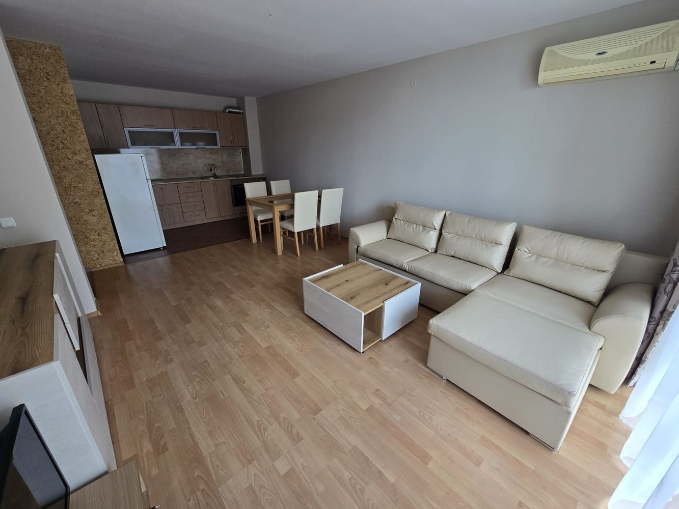 Nádherný apartmán s jednou ložnicí ve Sveti Vlas s výhledem na moře – vynikající investice jen pár kroků od pláže