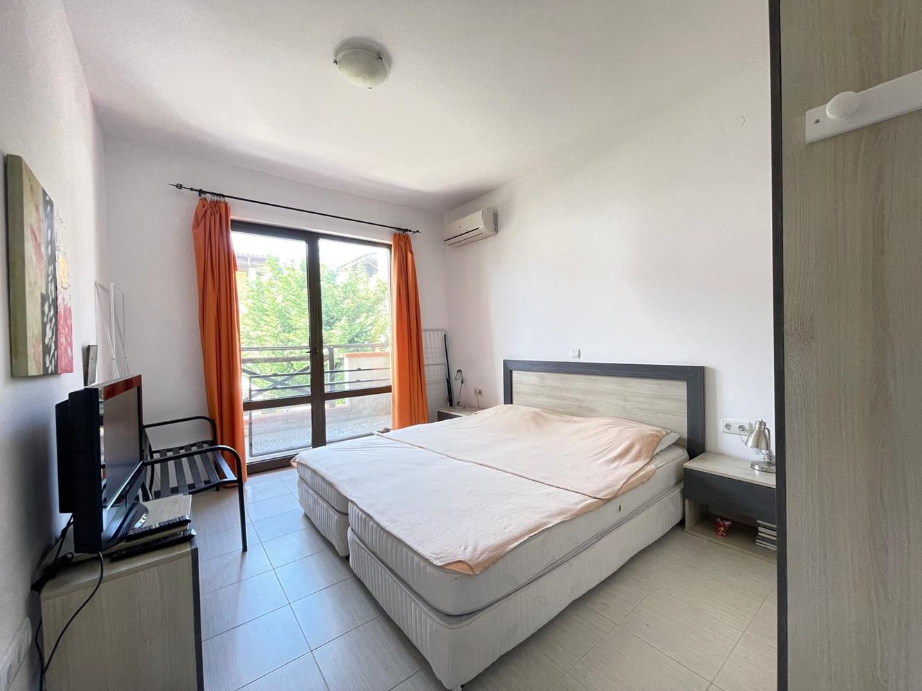 Vysněný domov u moře – apartmán se dvěma ložnicemi, skvělou polohou a širokou nabídkou vybavení