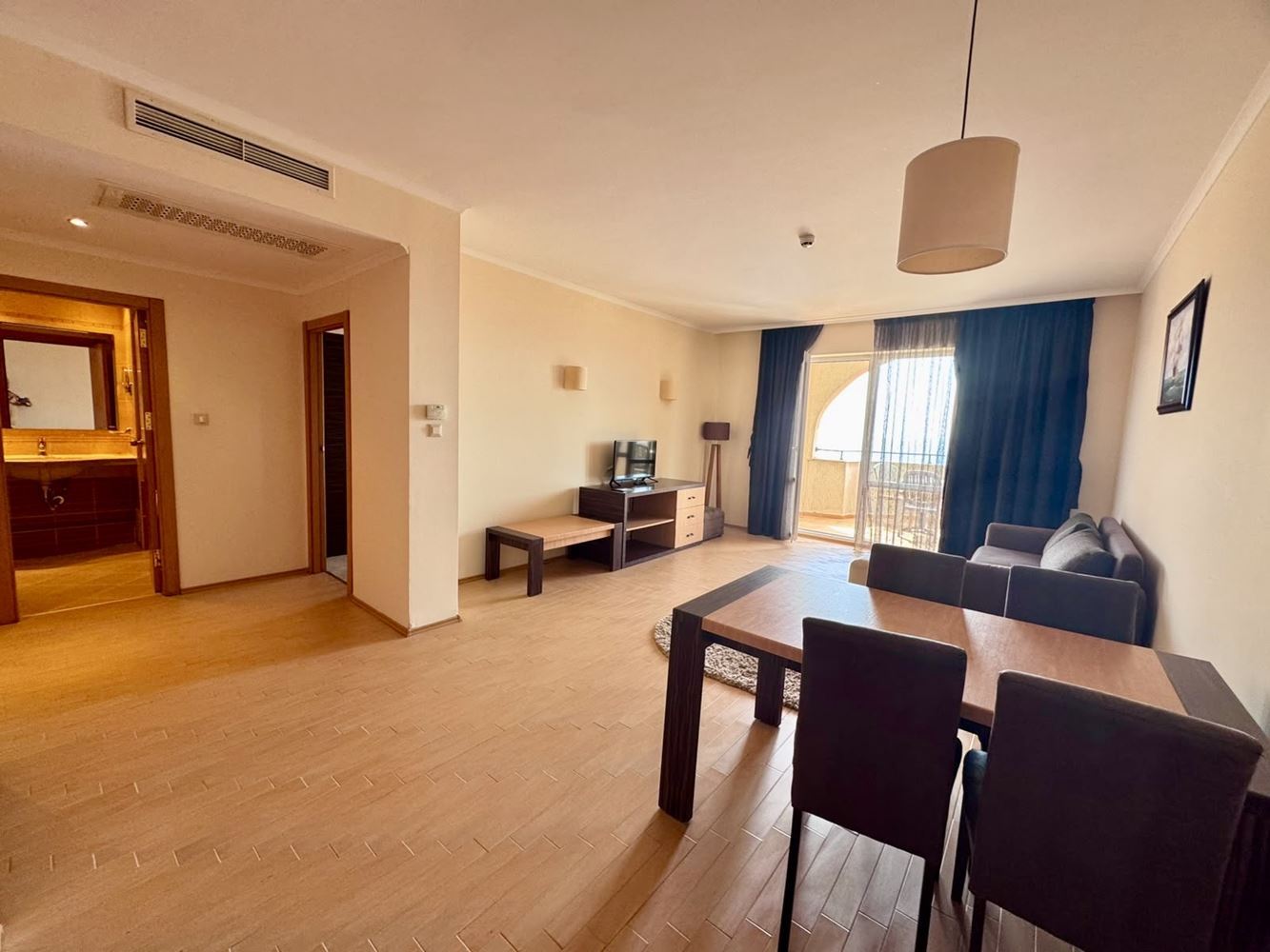 Apartmán s jednou ložnicí v první linii s panoramatickým výhledem na moře na Slunečném pobřeží