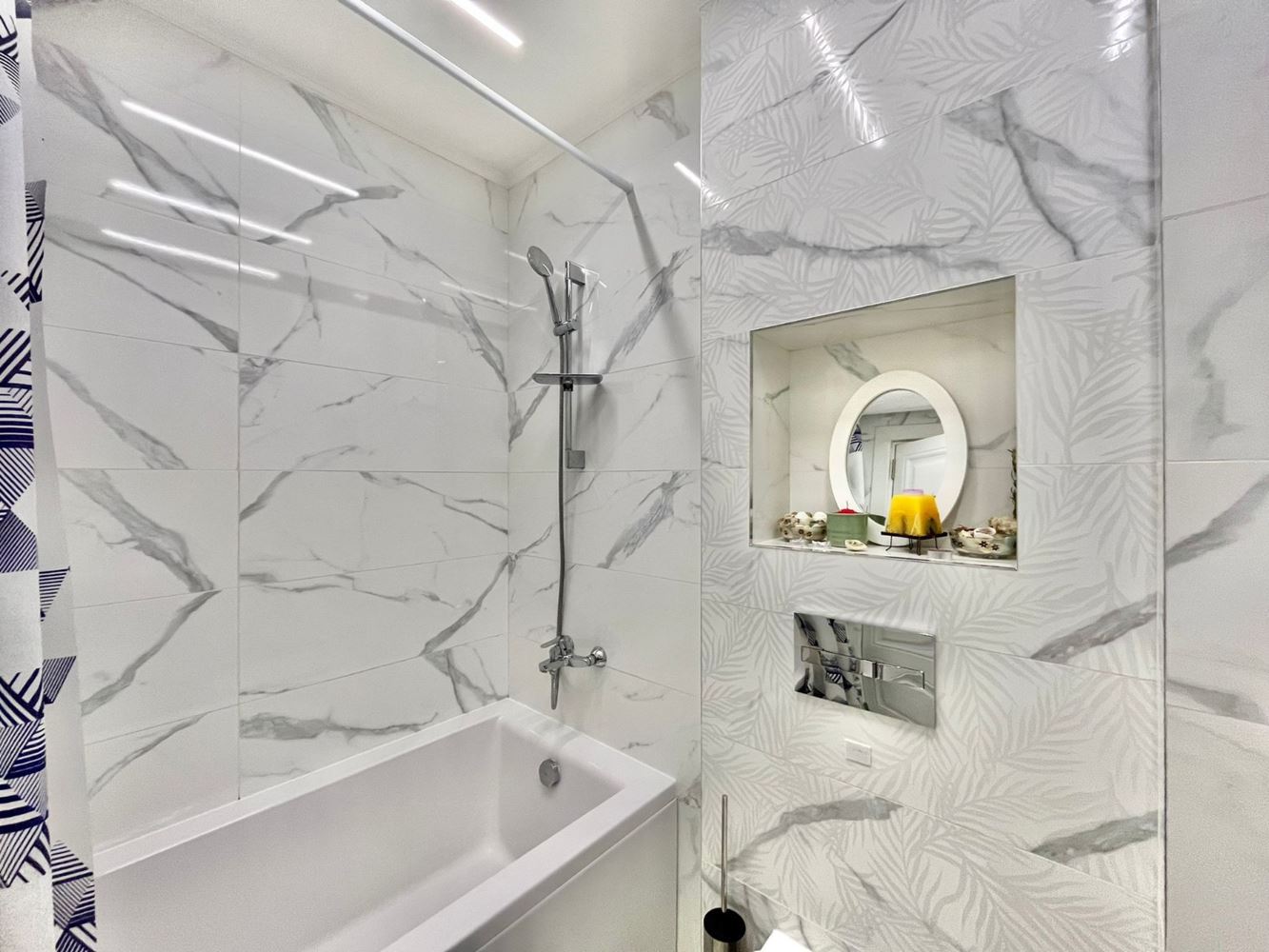 Dvouúrovňový apartmán se dvěma ložnicemi v centru Ravdy – luxus, komfort a vynikající poloha u moře