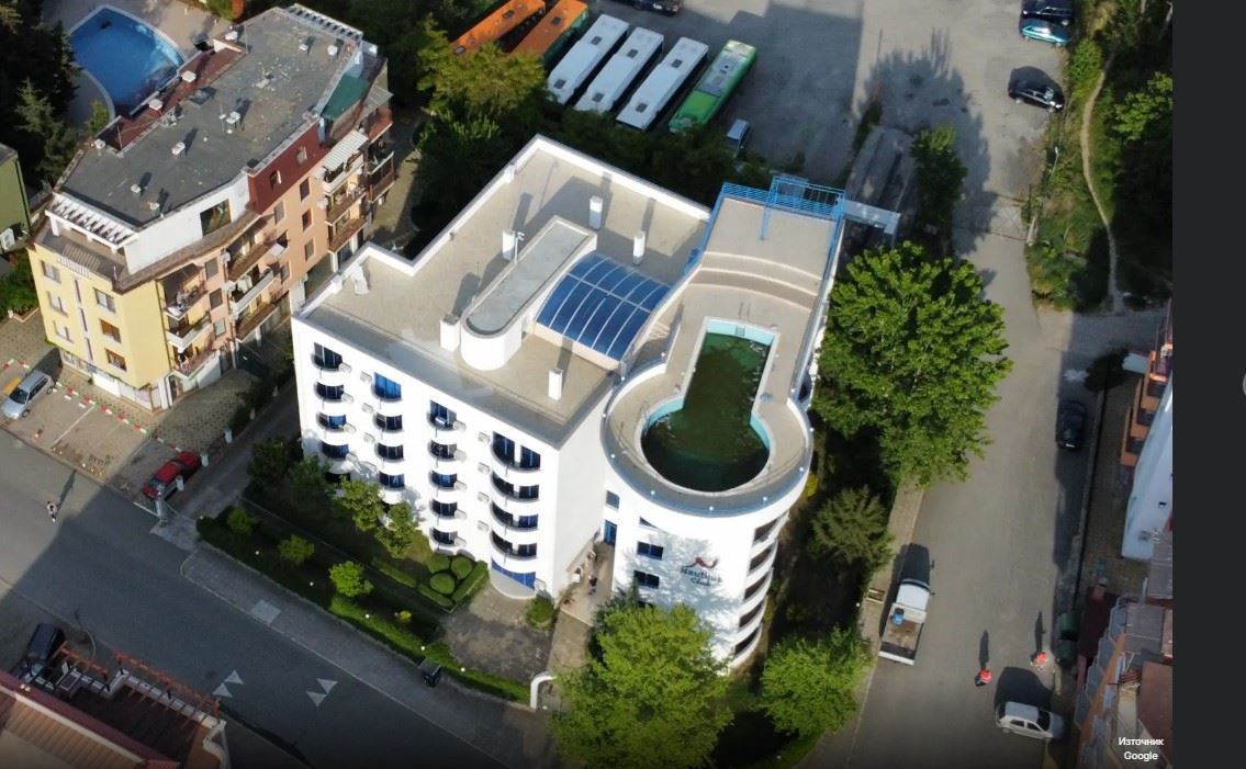 Moderní a funkční byt s jednou ložnicí v zajímavém komplexu ve Slunečném pobřeží