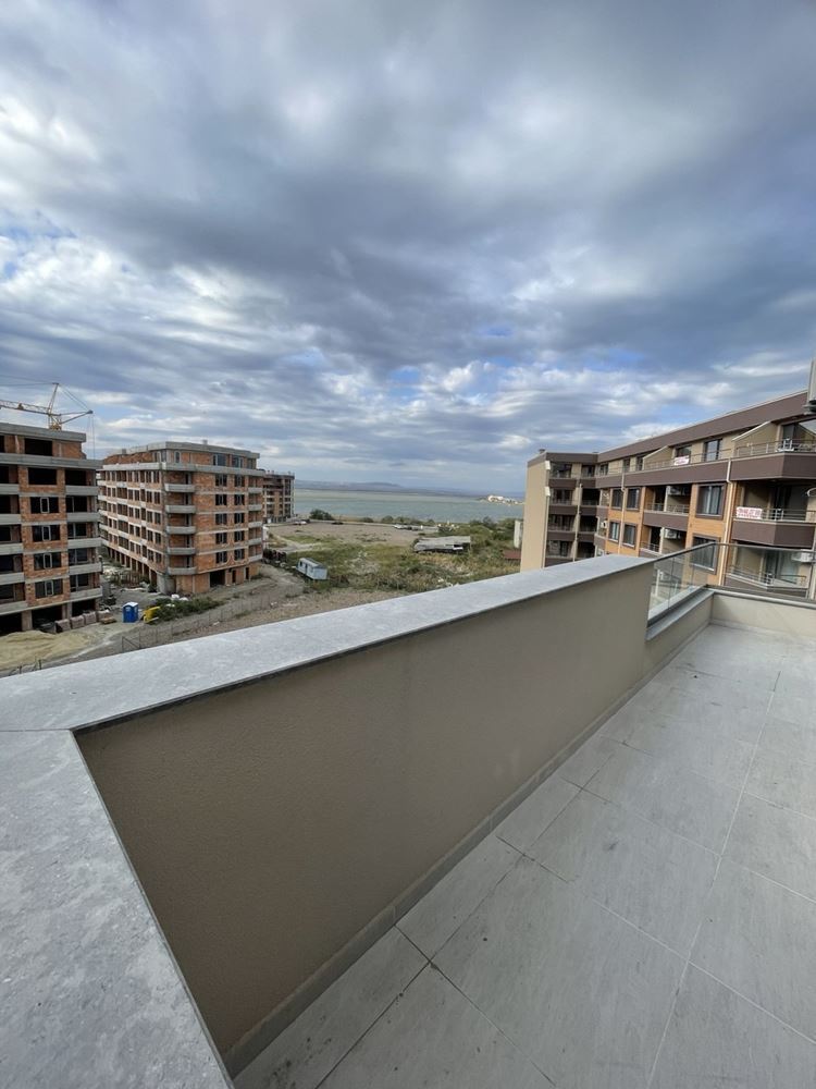 Útulný a funkční apartmán s jednou ložnicí v srdci Starého Města Pomorie