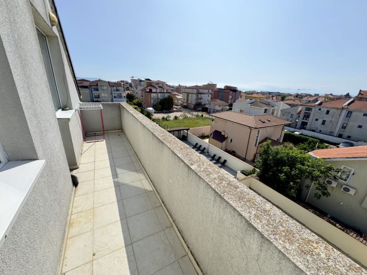 Apartmán s jednou ložnicí v Ravdě – kompletně zařízený, v obytném domě a 500 metrů od moře
