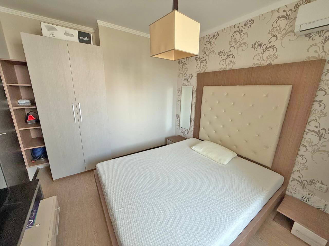 Elegantní apartmán s jednou ložnicí ve Svatém Vlasu – komfort, klid a středomořský styl v blízkosti moře
