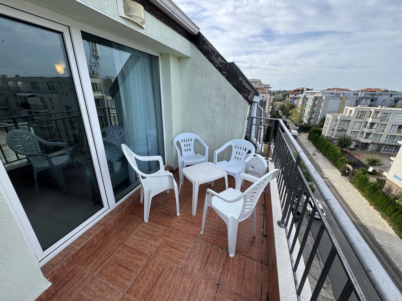 Apartmán s jednou ložnicí a panoramatickým výhledem v srdci Slunečného pobřeží