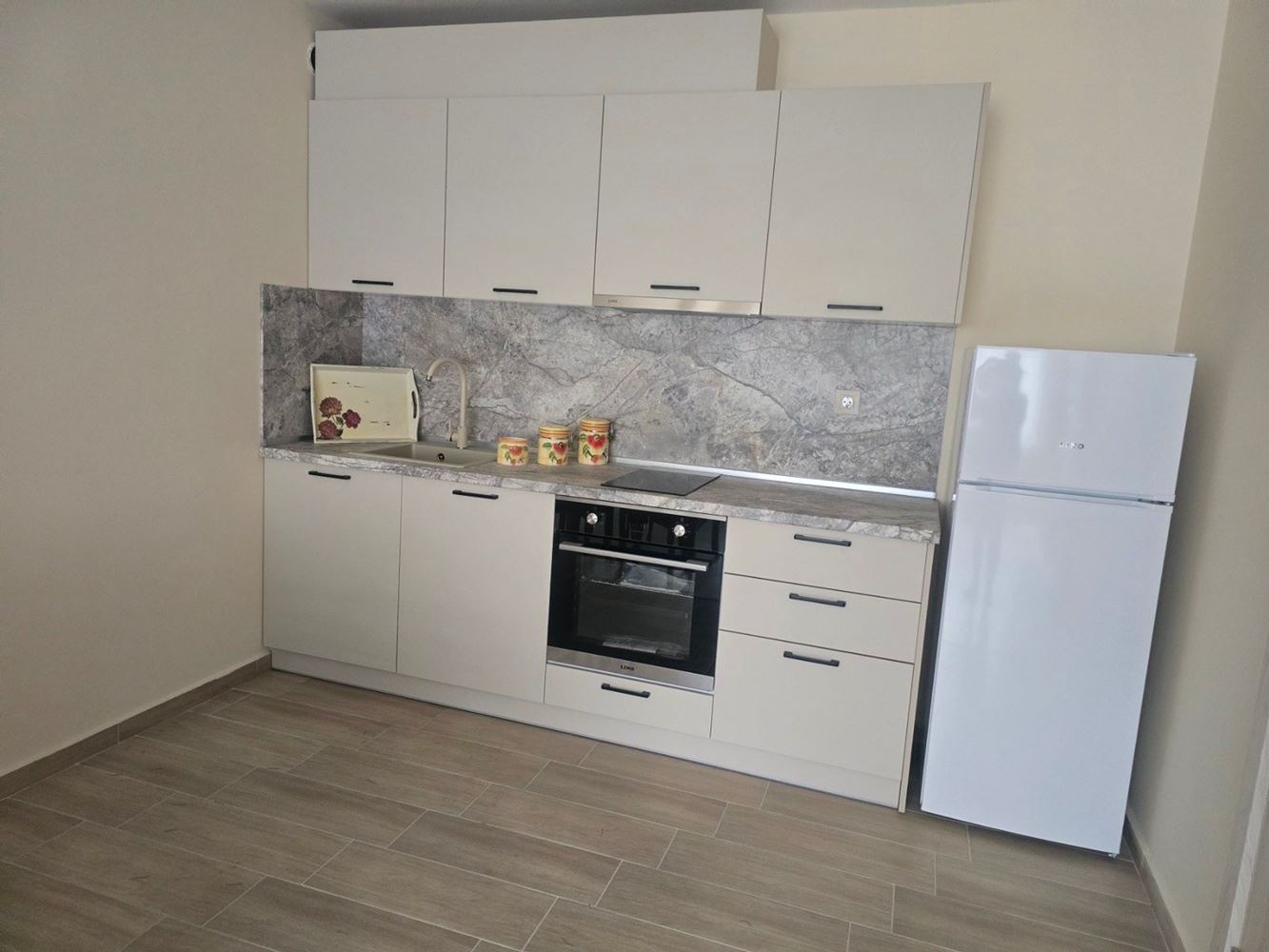 Zcela nový apartmán s jednou ložnicí v Pomorie bez poplatku za údržbu – připravený k nastěhování