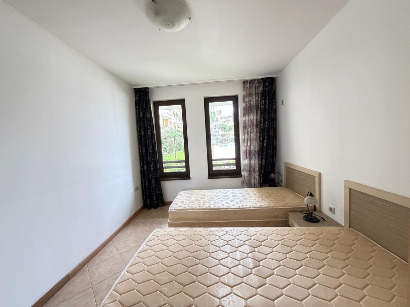 Prostorný byt s dvěma ložnicemi s přímým výstupem do vlastní zahrady v Sunny Beach – komfort, luxus a útulnost