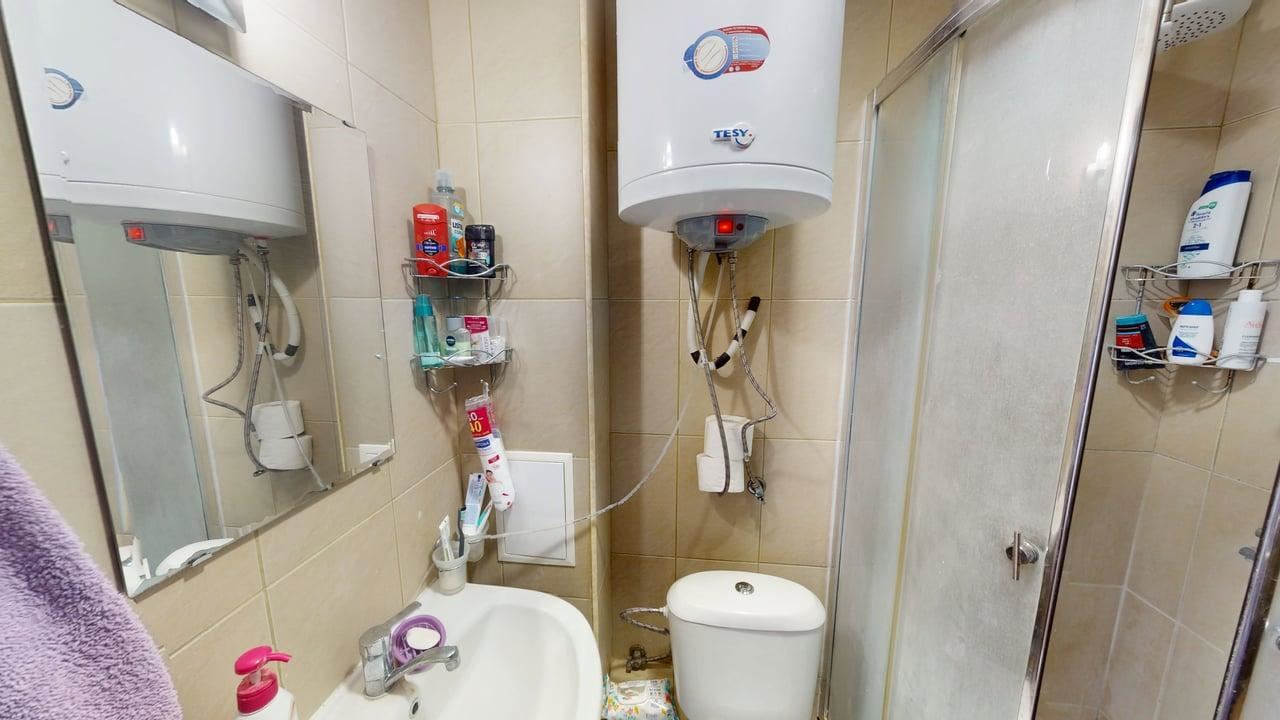 Apartmán s jednou ložnicí a panoramatickým výhledem na moře a hory v komplexu s bazény a wellness centrem SPA