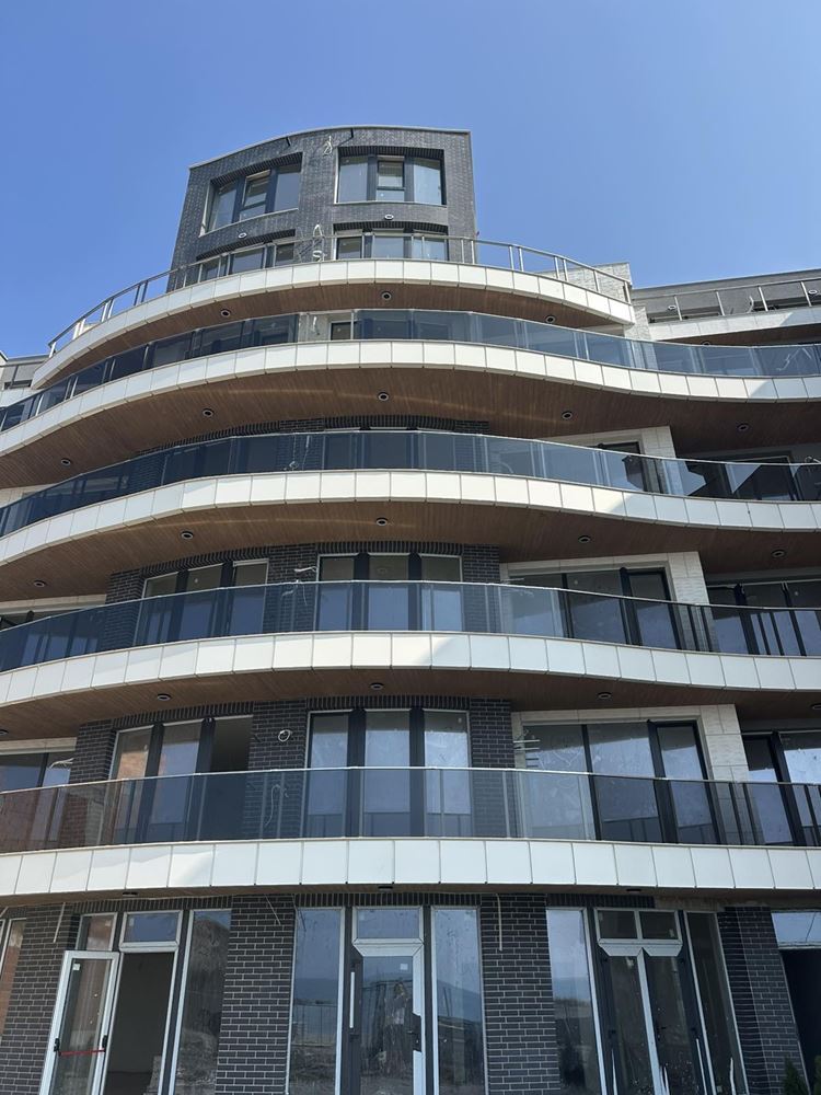 Studio v první linii u moře v Pomorie – pouhých 10 metrů od pláže, bez ročního poplatku za údržbu!