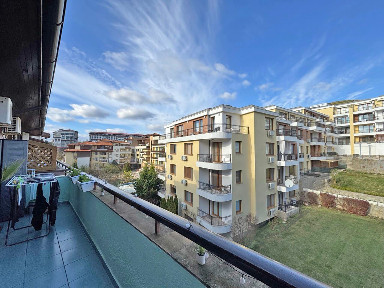 2+kk apartmán v komplexu s mořskou atmosférou v první linii ve Svatém Vlasu