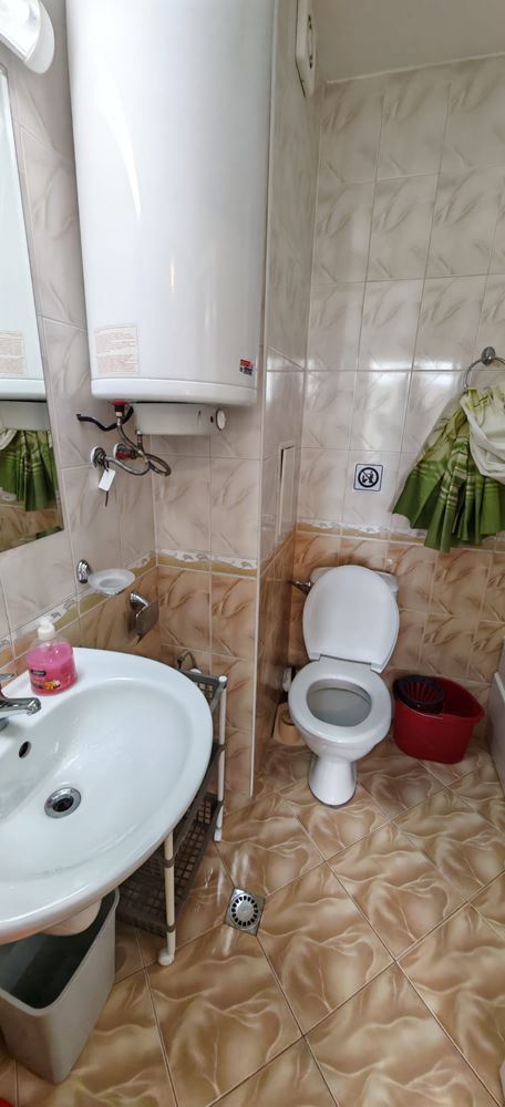 Prostorný apartmán s jednou ložnicí s výhledem na bazén v luxusním komplexu ve Sveti Vlas