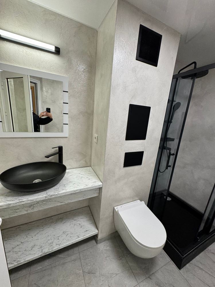 Útulný dvoupokojový apartmán v Sveti Vlas – luxusně zařízený, pouze 50 m od moře