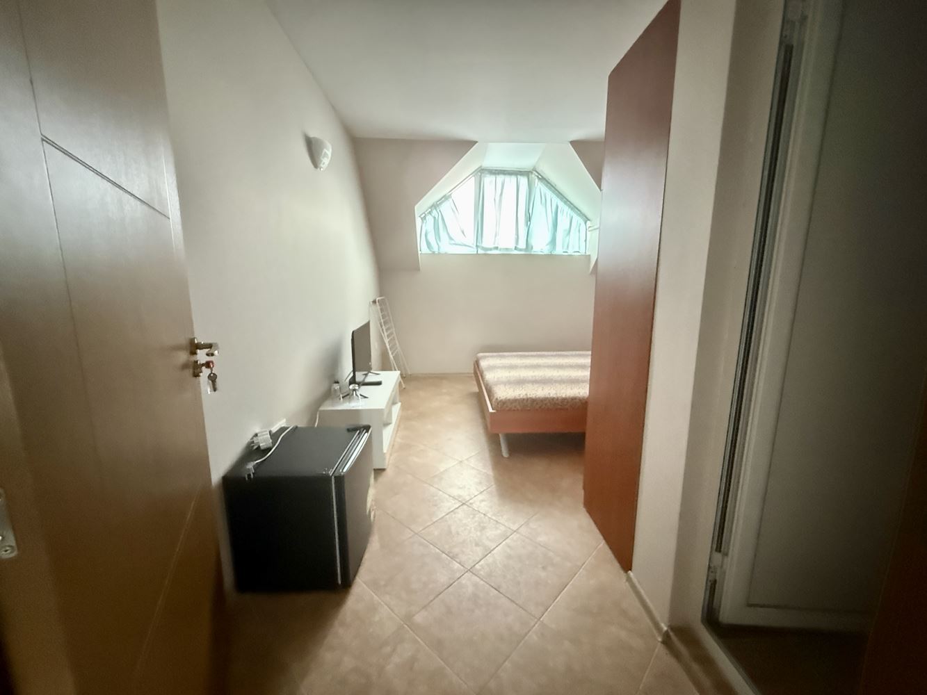 Kompaktní a funkční studio v Ravdě – připravené k nastěhování