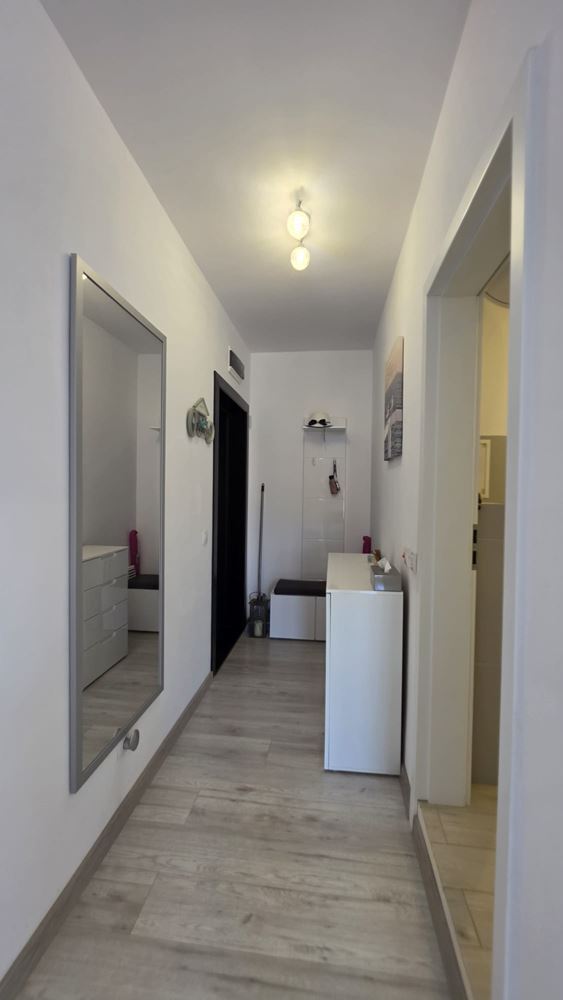 Světlý apartmán s jednou ložnicí v moderním komplexu na Slunečním pobřeží – komfort, klid a výborná poloha pouhých 500 metrů od pláže