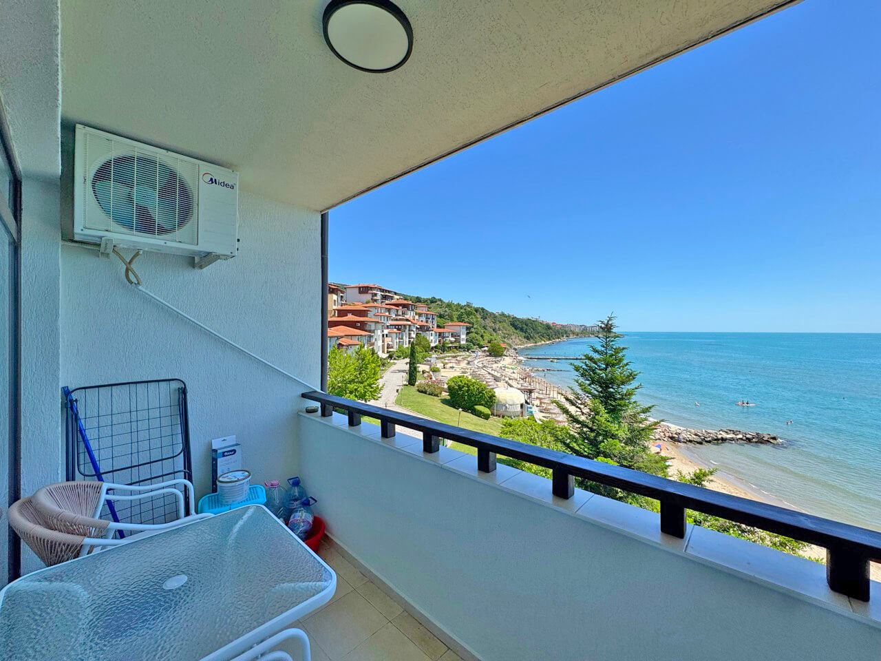 Apartmán s jednou ložnicí v první linii u moře s panoramatickým výhledem na moře ve Svatém Vlasu