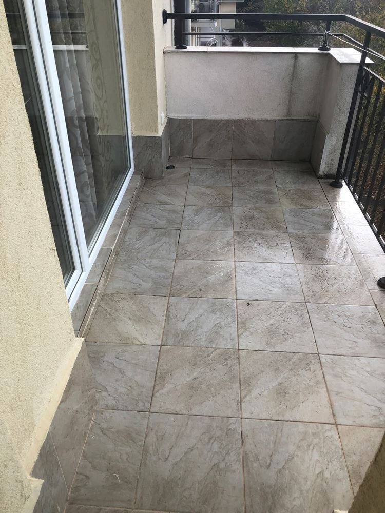 Zařízené studio v Ravadě jen pár kroků od Jižní pláže – bez poplatku za údržbu!