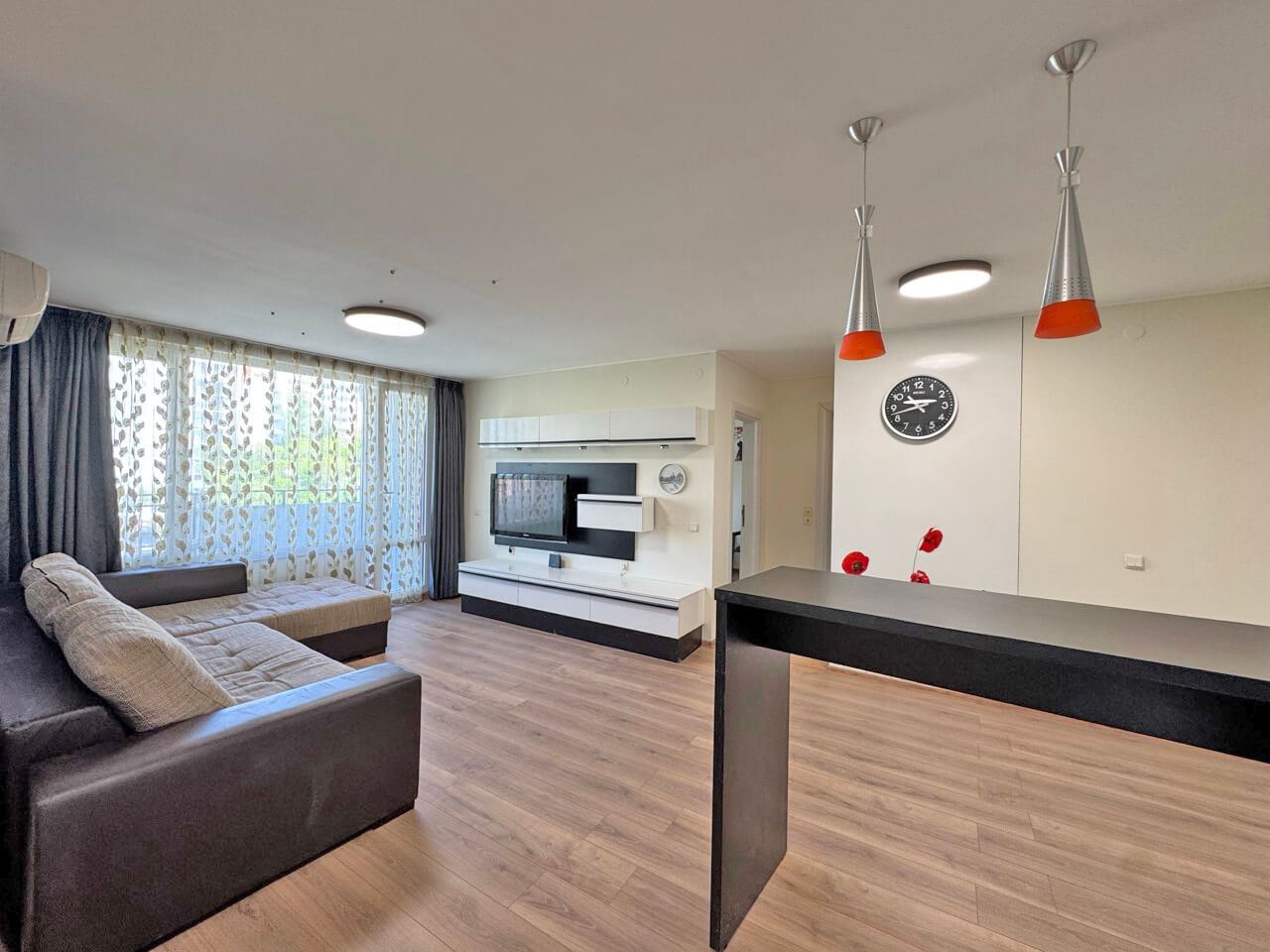 Apartmán se dvěma ložnicemi v luxusním komplexu na první linii ve Sveti Vlas