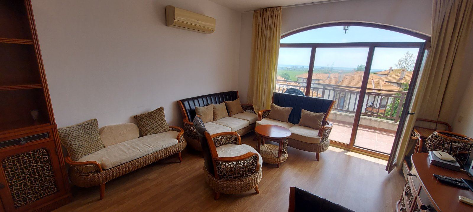 2+kk apartmán s panoramatickým výhledem na moře v Aheloy – komfort, prostor a klid