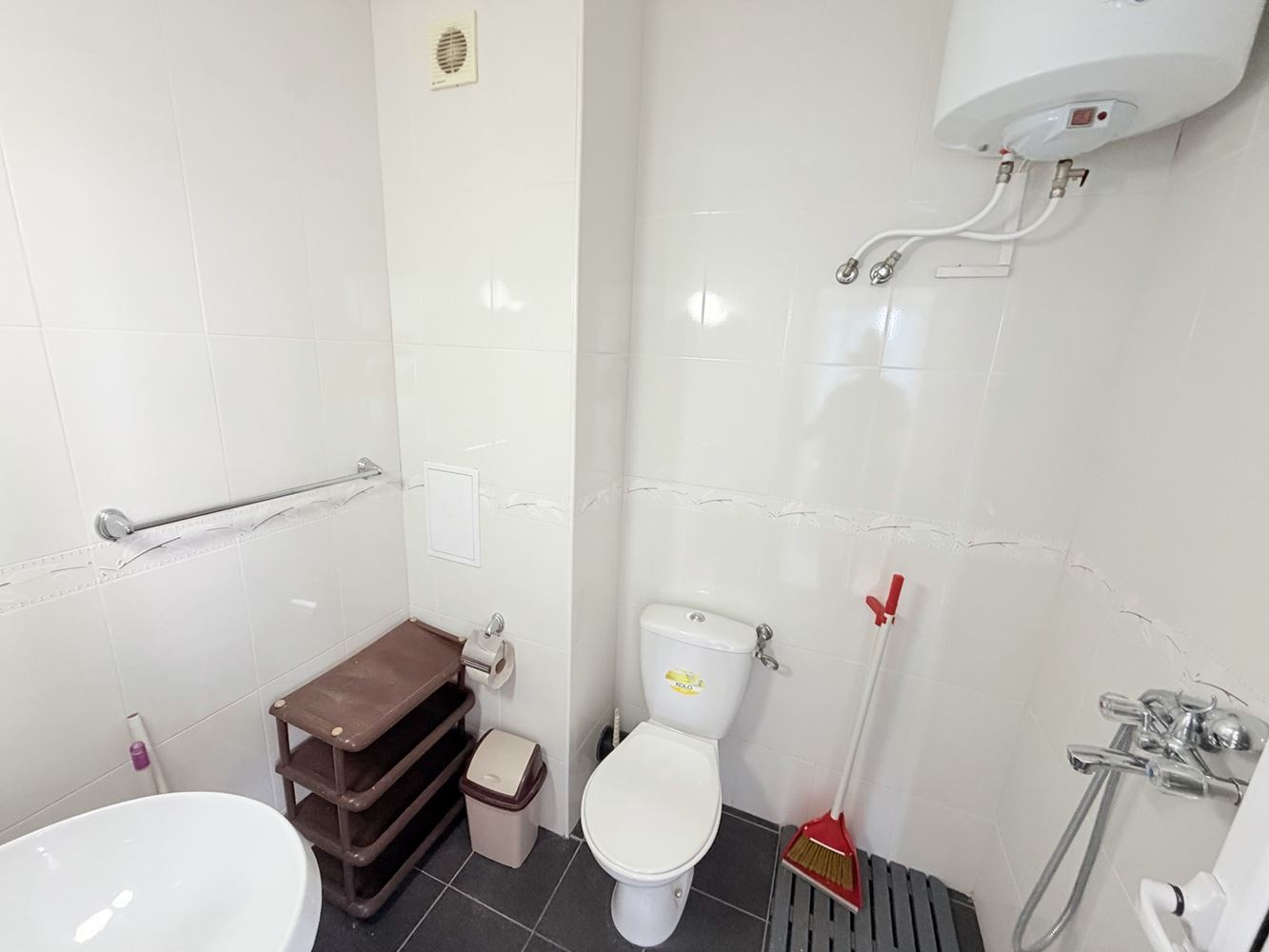 Apartmán se dvěma ložnicemi v Ravdě s výhledem na moře a bez poplatku za údržbu! 