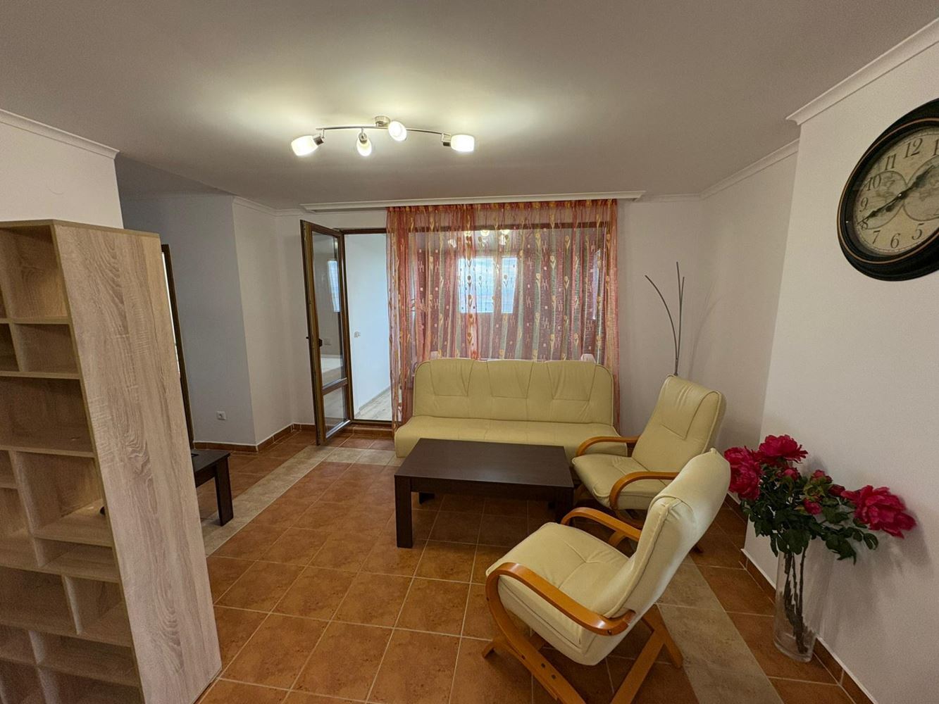 Pomorie – prostorný apartmán se 2 ložnicemi v první linii s výhledem na moře a nízkými náklady na údržbu