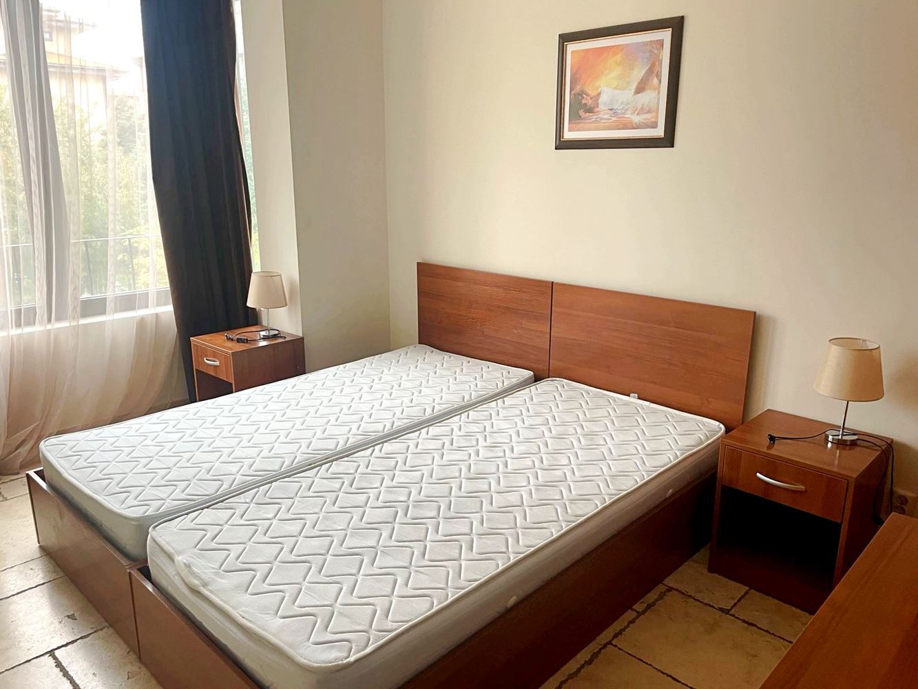Prostorný zařízený apartmán se dvěma ložnicemi a výhledem na moře u Balčiku – komfort uprostřed přírody a Golfové riviéry