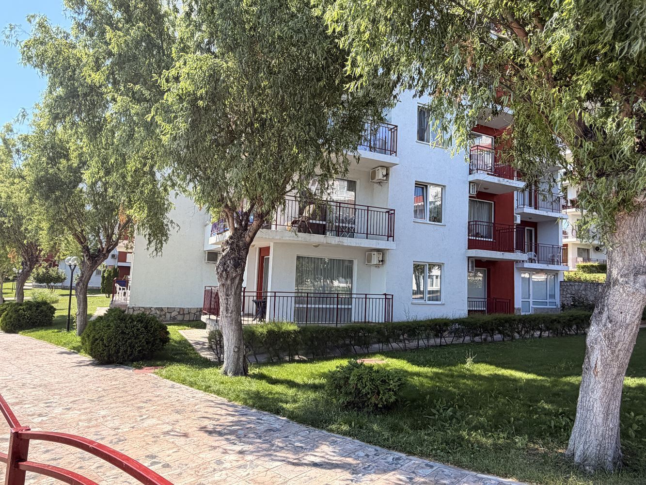 Absolutně první linie v Sveti Vlas! Prostorný apartmán s jednou ložnicí a nádherným výhledem na moře