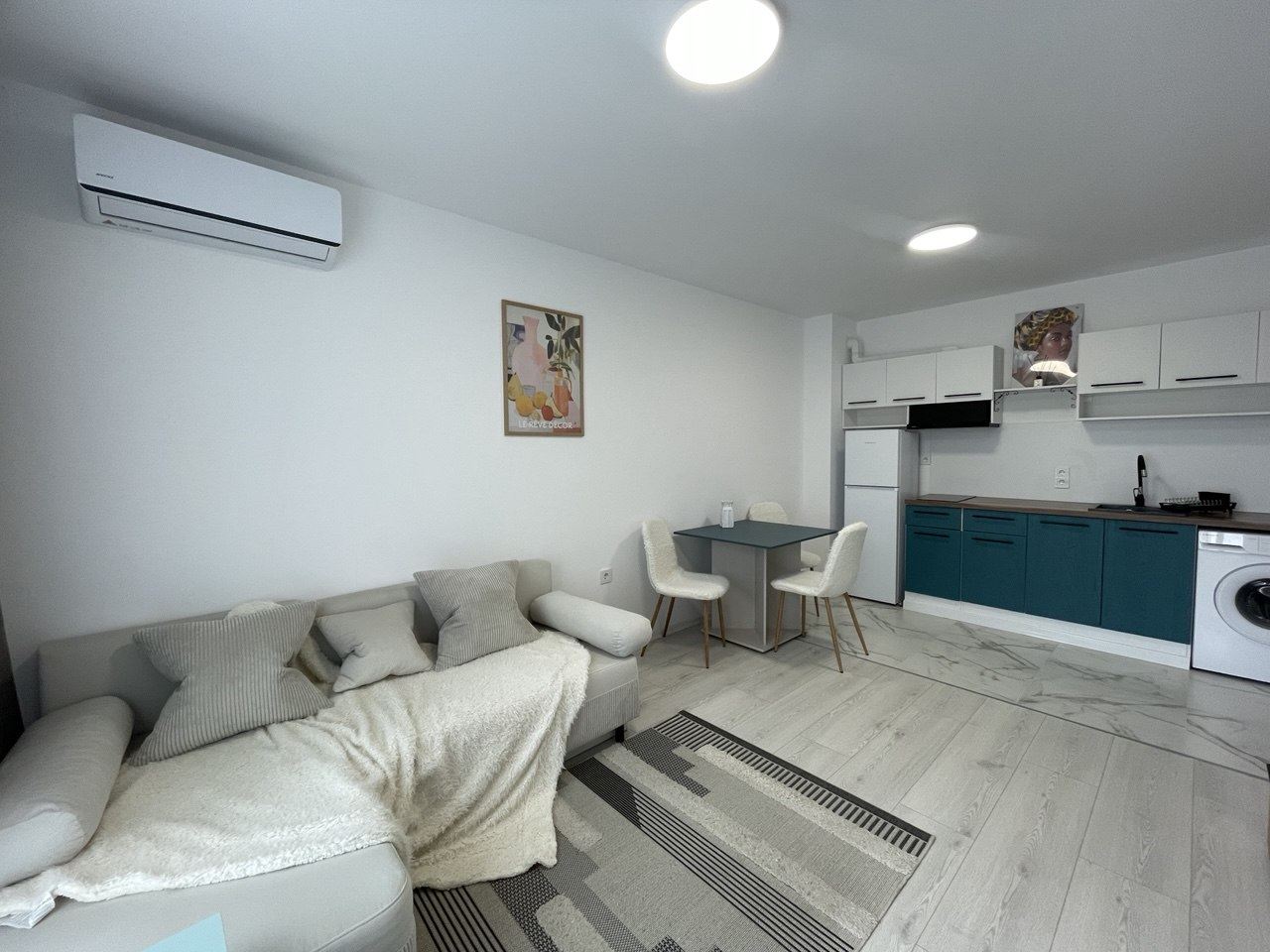 Útulný a funkční apartmán s jednou ložnicí v srdci Starého Města Pomorie