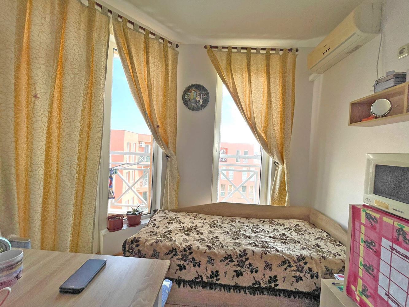 Útulný byt s jednou ložnicí v moderním komplexu u Slunečného pobřeží – komfort, klid a skvělé vybavení 