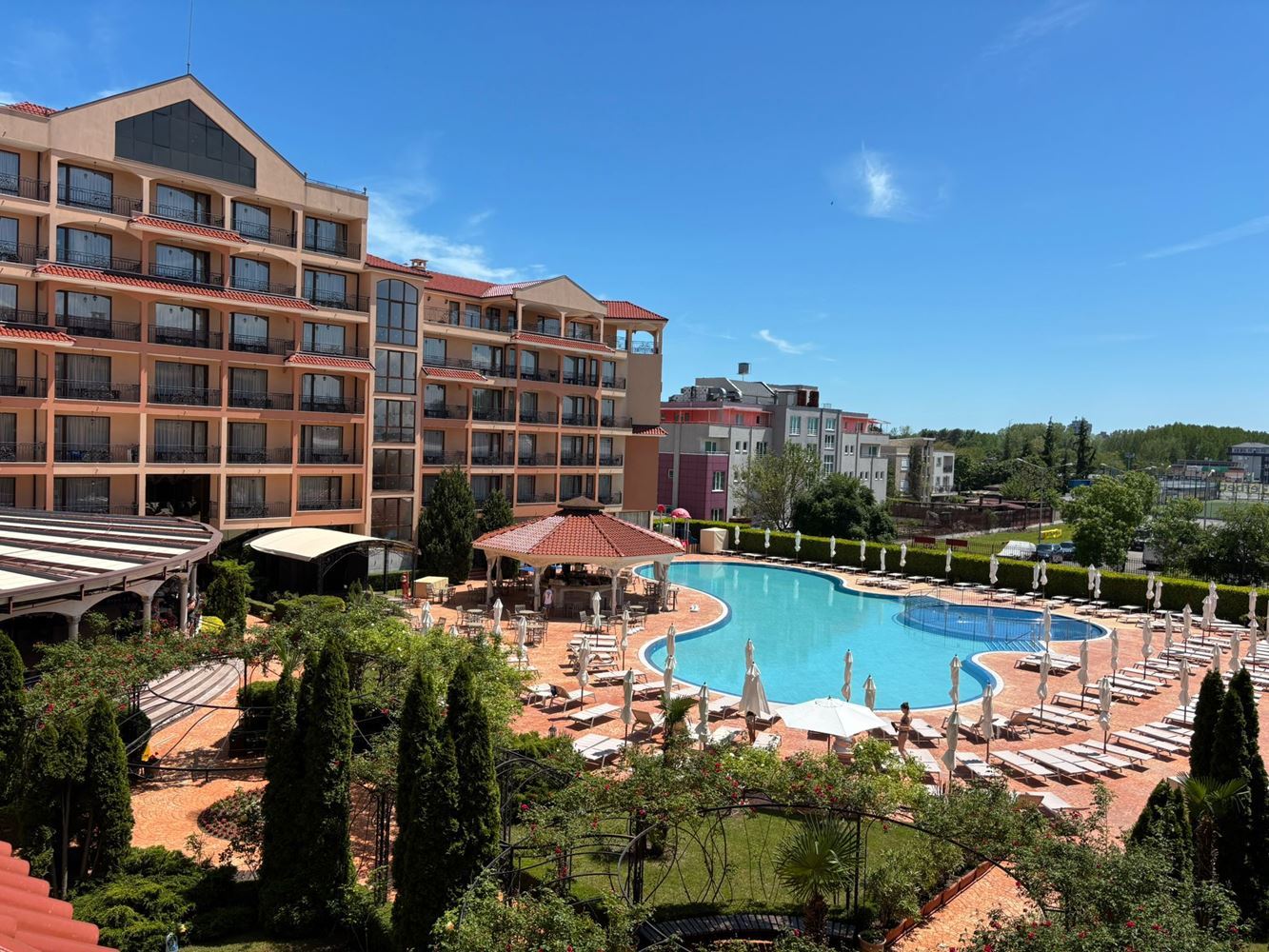 Prostorný apartmán s jednou ložnicí poblíž Cacao Beach na Slunečním pobřeží