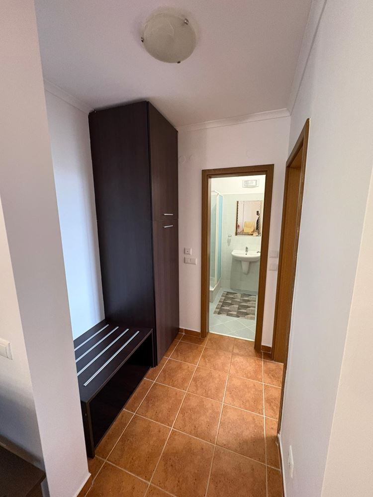 Pomorie – prostorný apartmán se 2 ložnicemi v první linii s výhledem na moře a nízkými náklady na údržbu