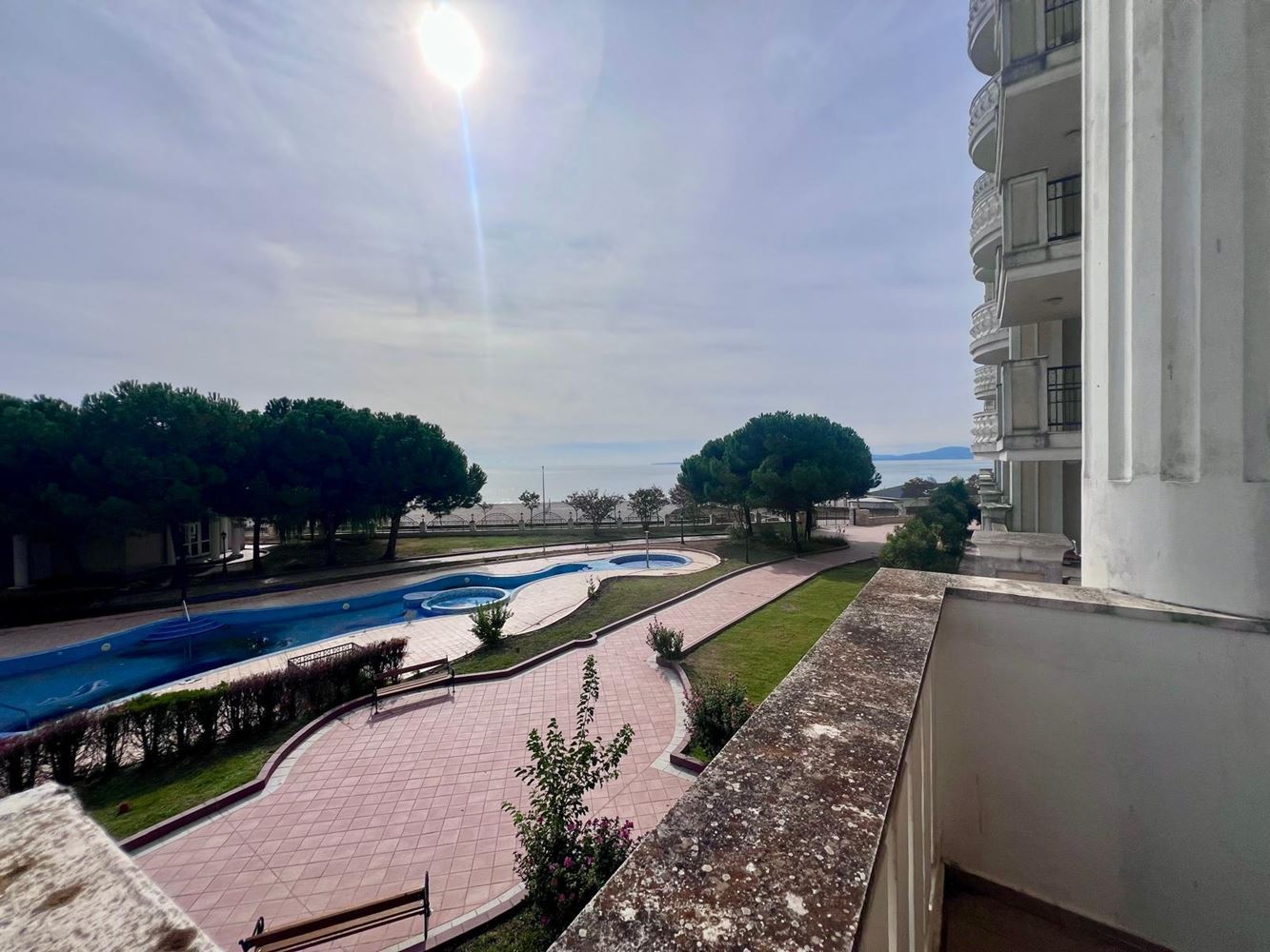 Byt v první linii s výhledem na moře v Pomorie – pocit luxusní dovolené každý den