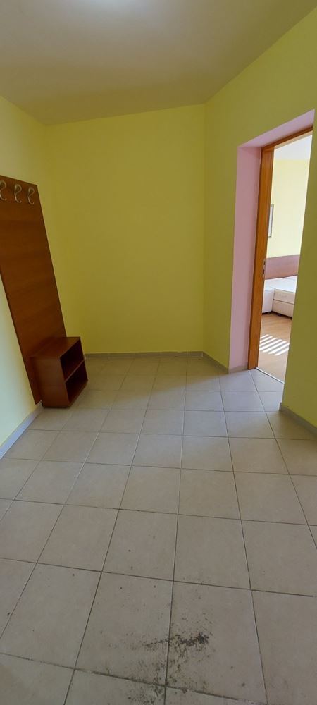 Prostorný apartmán s jednou ložnicí v komplexu s bazénem a vynikajícím vybavením ve Slunečném pobřeží