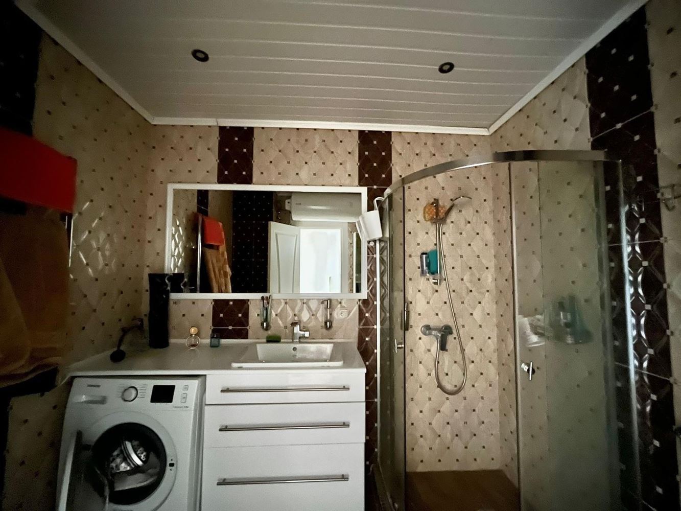 Prostorný apartmán se dvěma ložnicemi a panoramatickým výhledem na moře v Ravdě