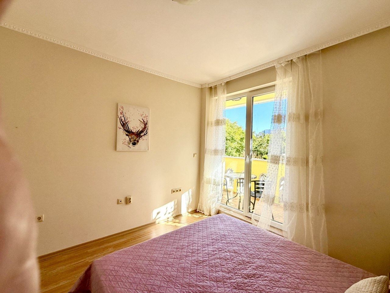 Apartmán s jednou ložnicí v Ravdě – pohodlí, klid a moře jen pár kroků od domova