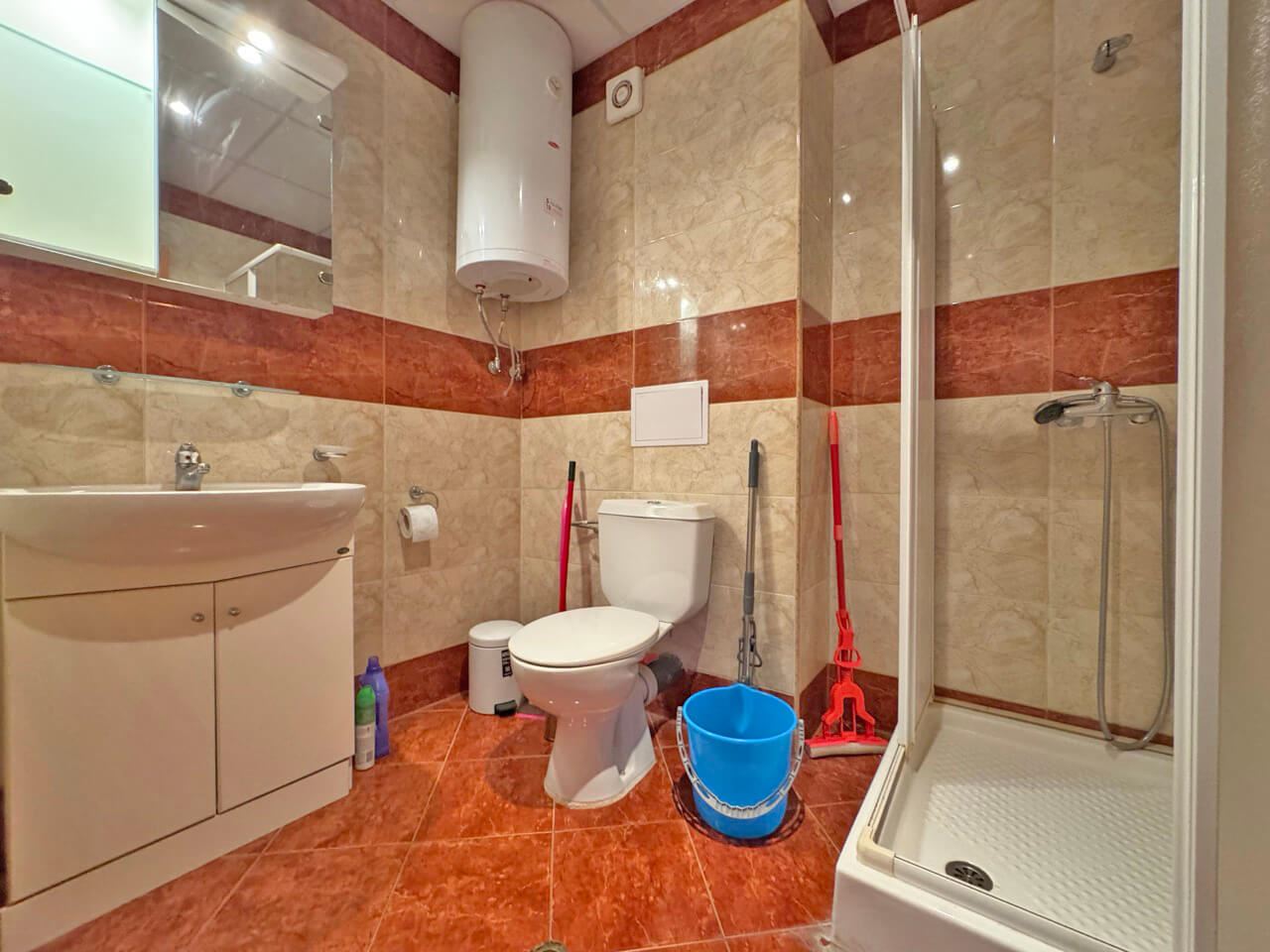 Připraveno k nastěhování! Dvoupokojový byt v atraktivním komplexu ve Sveti Vlasu  