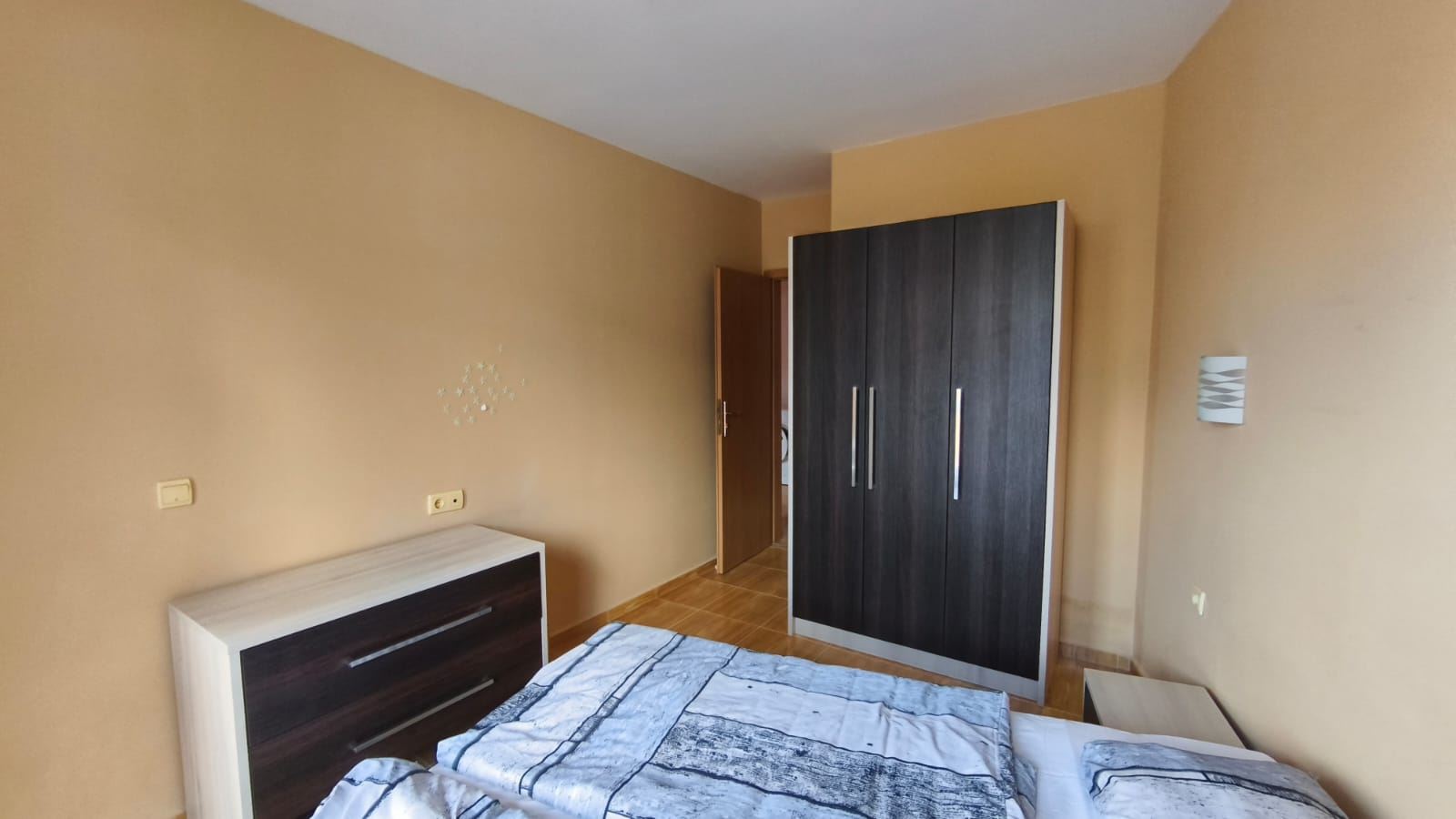 Prostorný apartmán se dvěma ložnicemi a výhledem na moře ve Sveti Vlas, 200 metrů od pláže