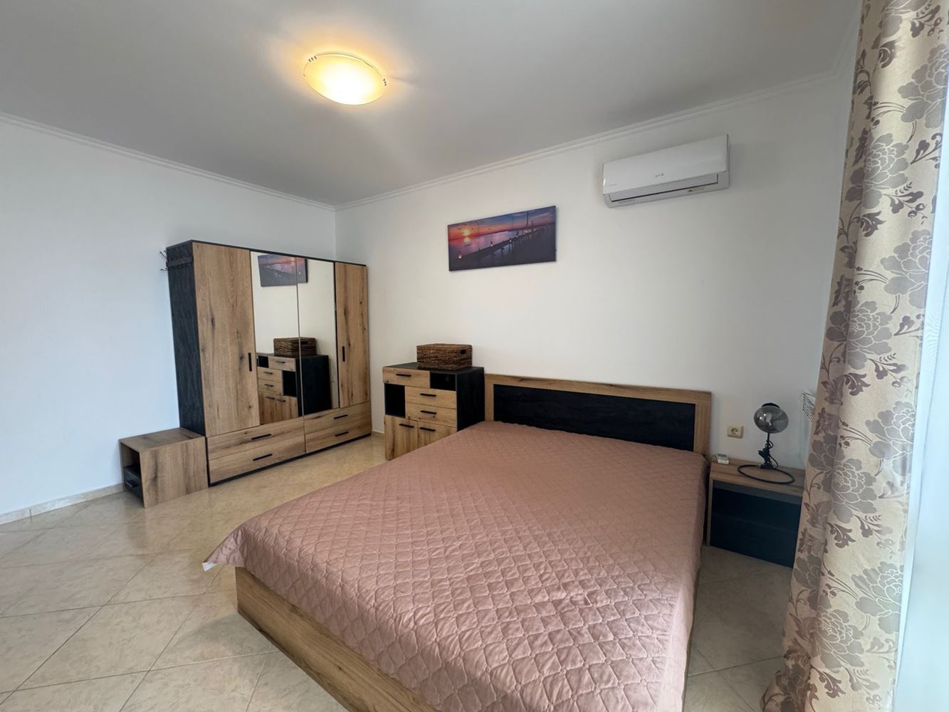 Apartmán s jednou ložnicí v uzavřeném komplexu v Aheloji – plně zařízený a připravený k nastěhování