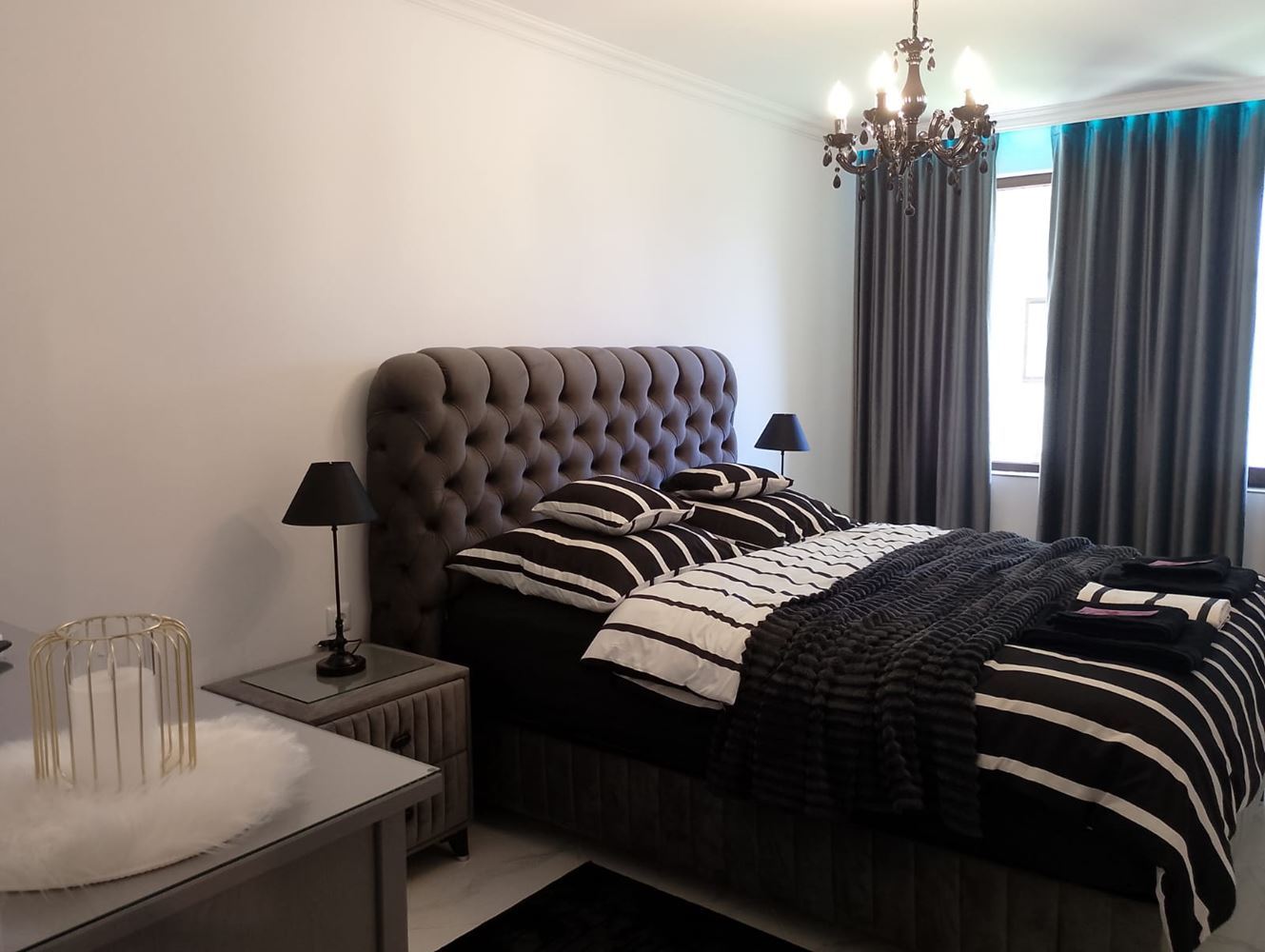 Luxusní třípokojový byt v prestižním komplexu se zelení a bazény ve městě Sveti Vlas