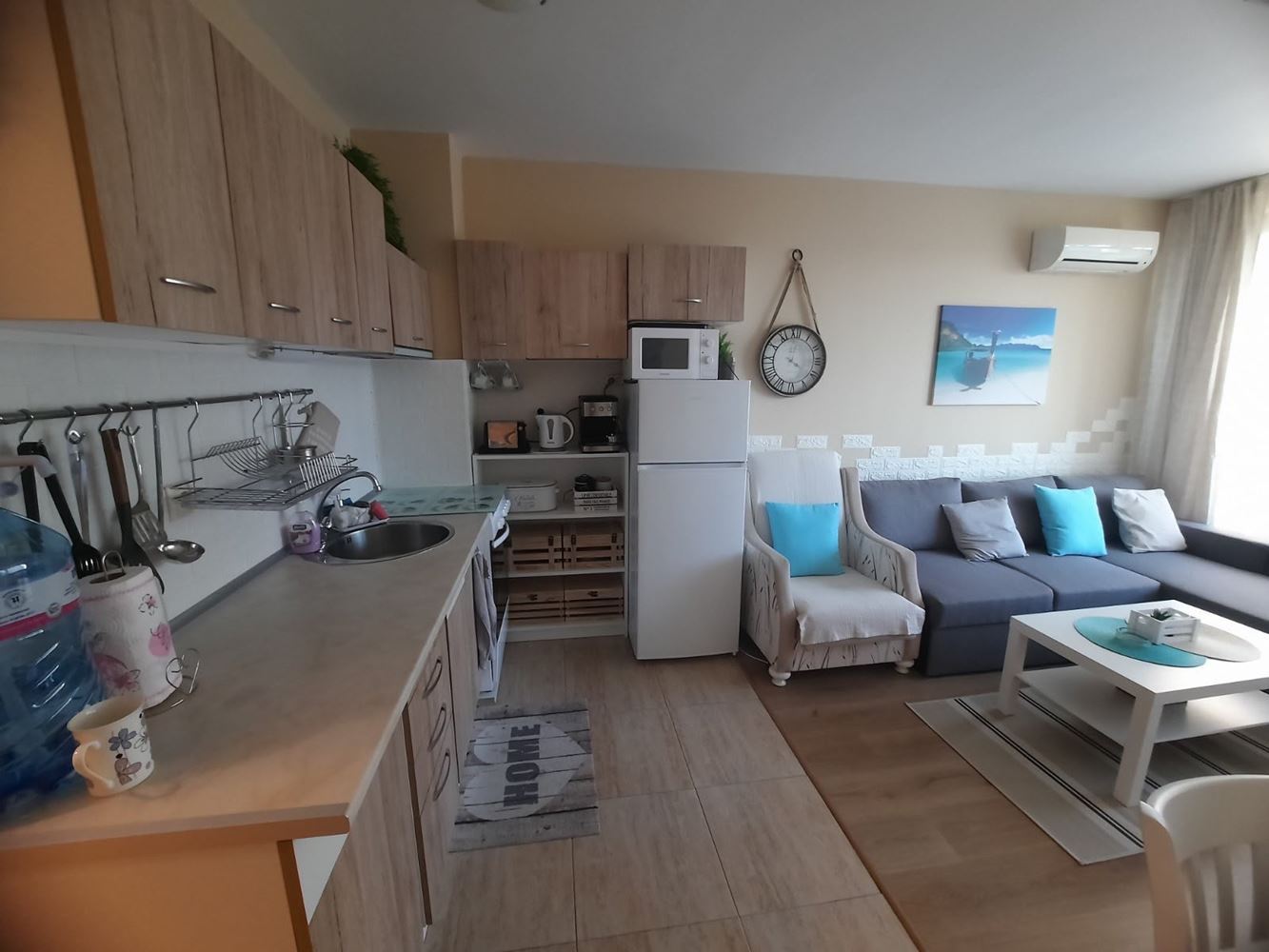 Dvoupokojový apartmán s jednou ložnicí pouhých 300 metrů od moře v Pomorie